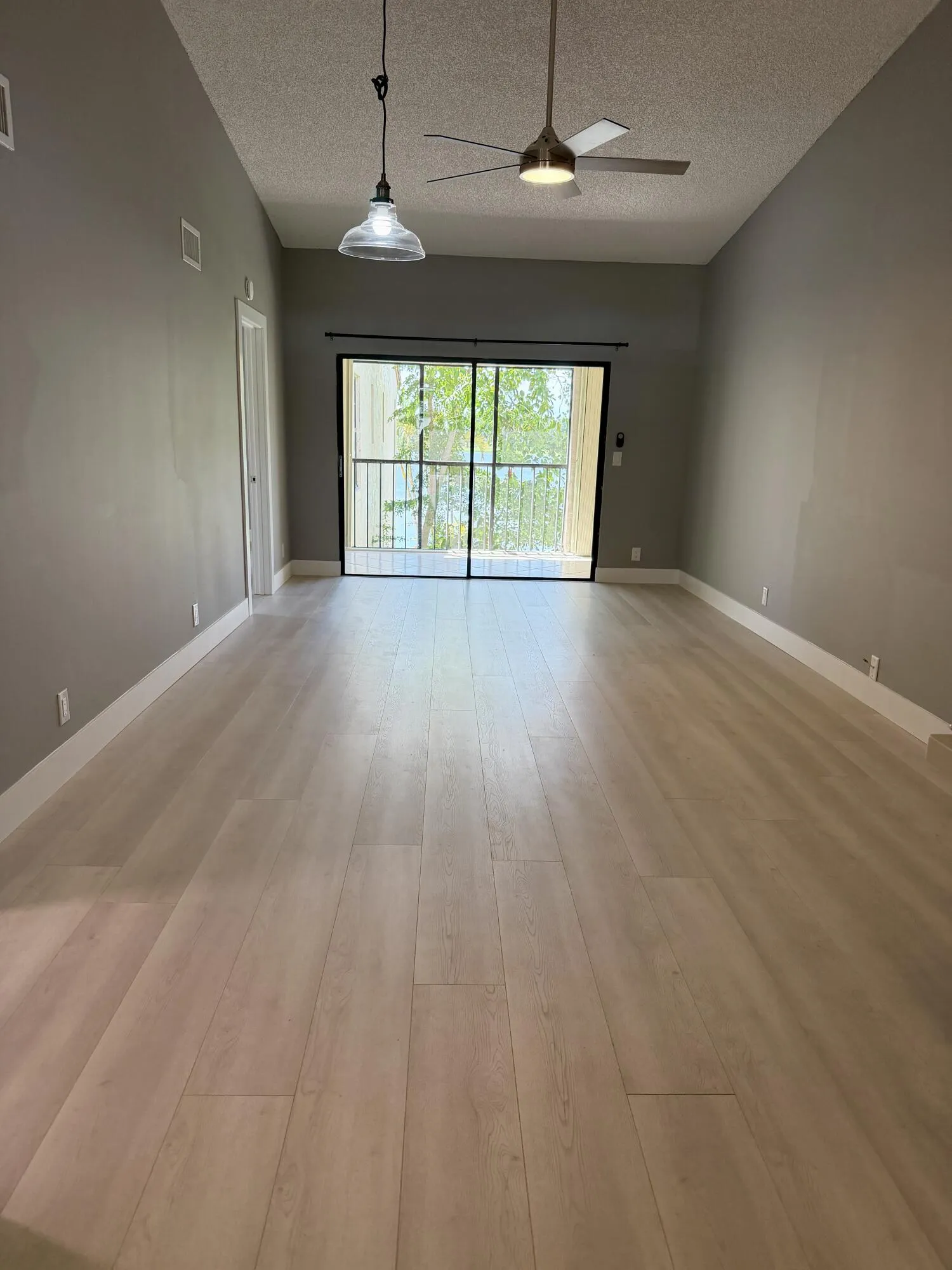 Large Plank LV flooring throughout
