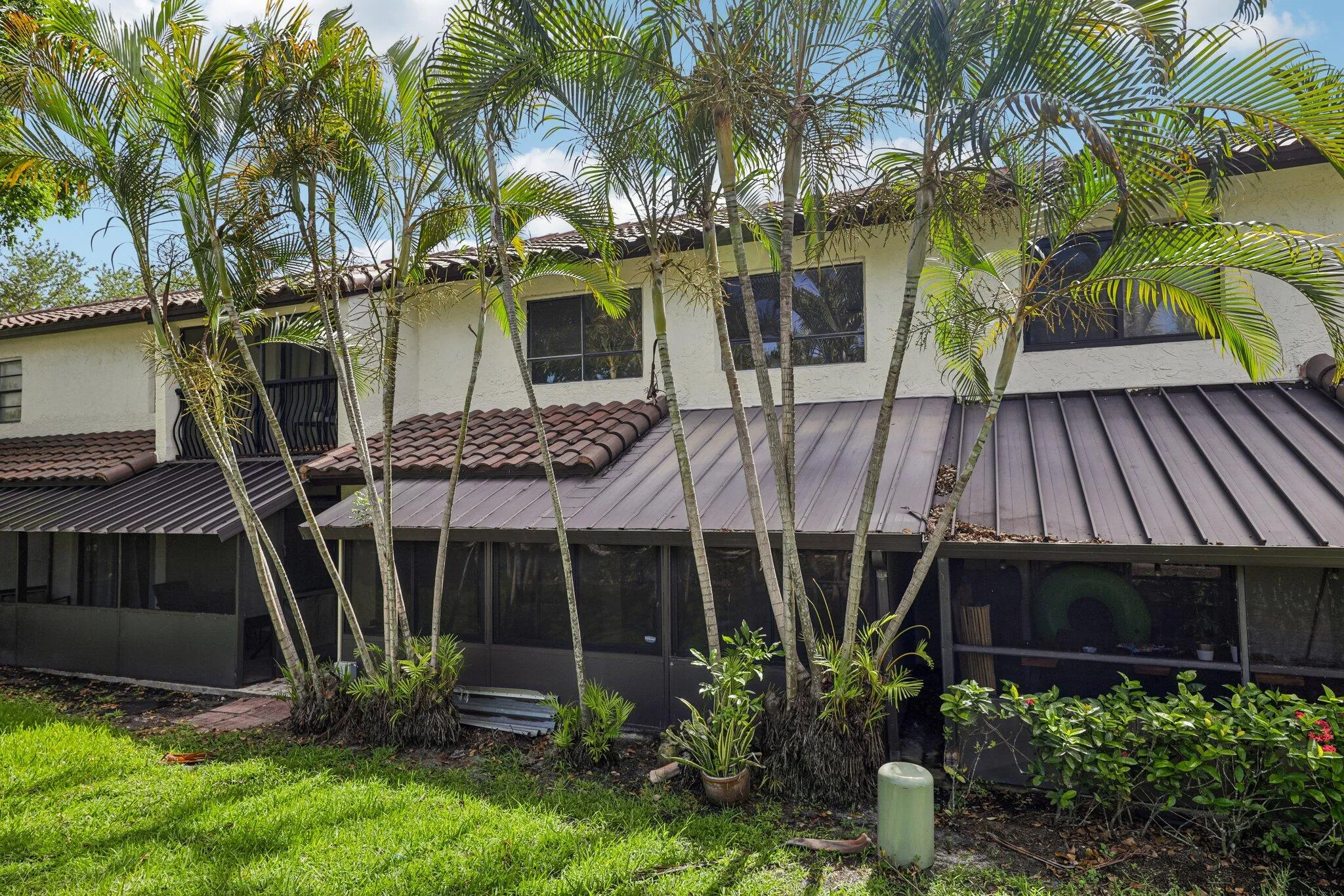 29-web-or-mls-NW 2nd Ave-S2906-029