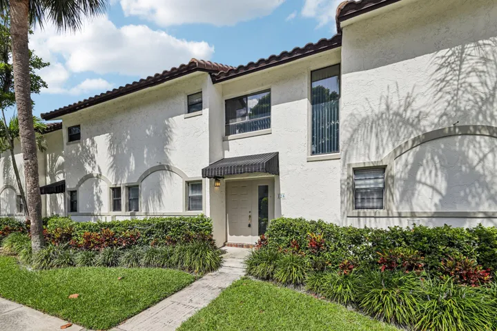 3-web-or-mls-NW 2nd Ave-S2906-003