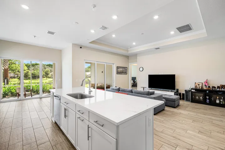 010-349GeillisPath-DelrayBeach-FL-33445-