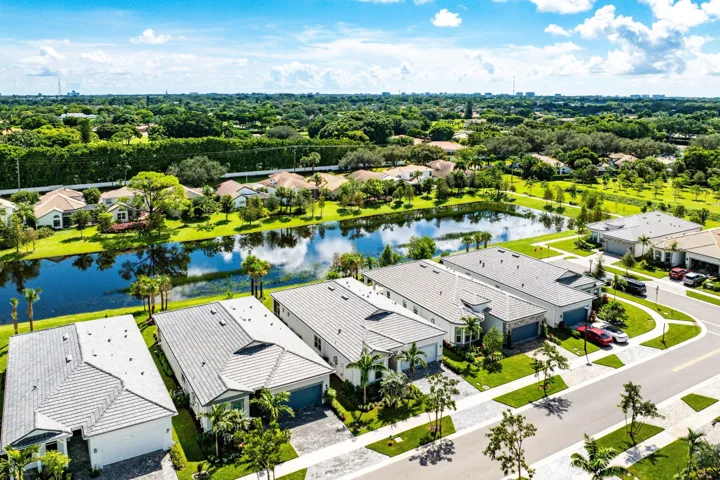 049-349GeillisPath-DelrayBeach-FL-33445-