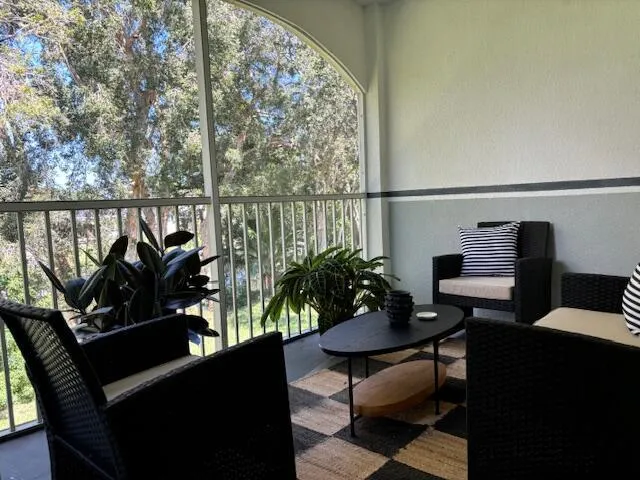 SCREENED BALCONY