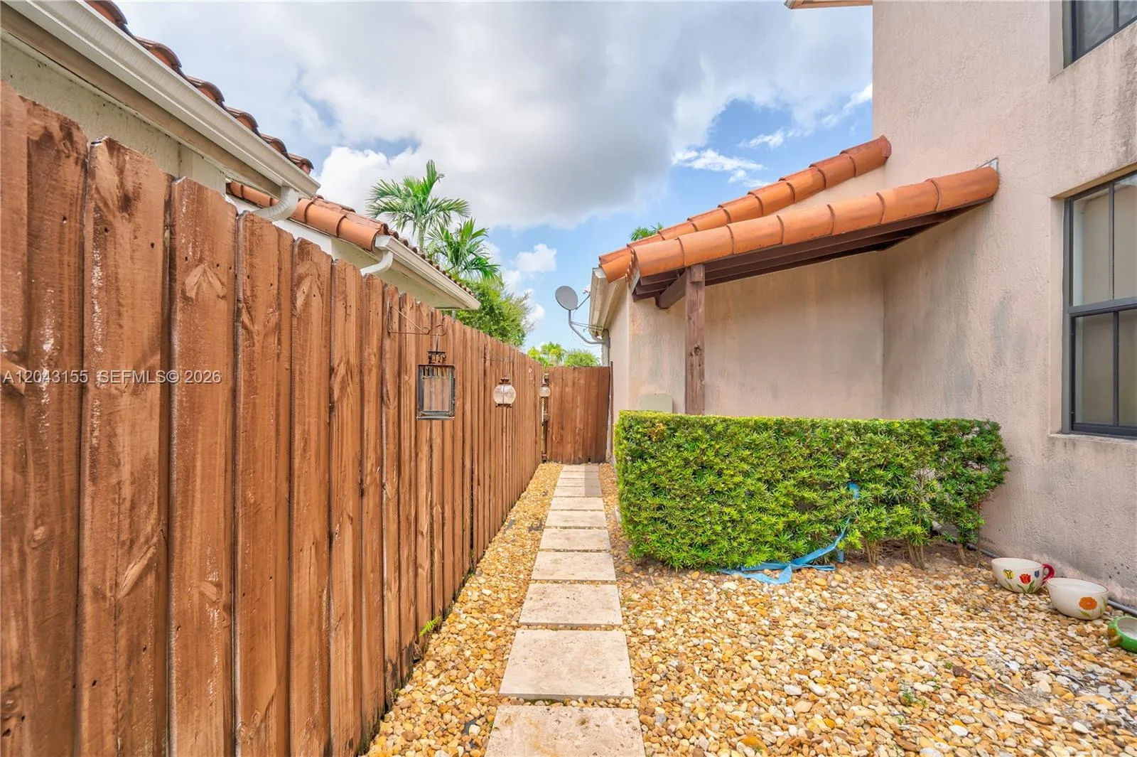 Property photo 44