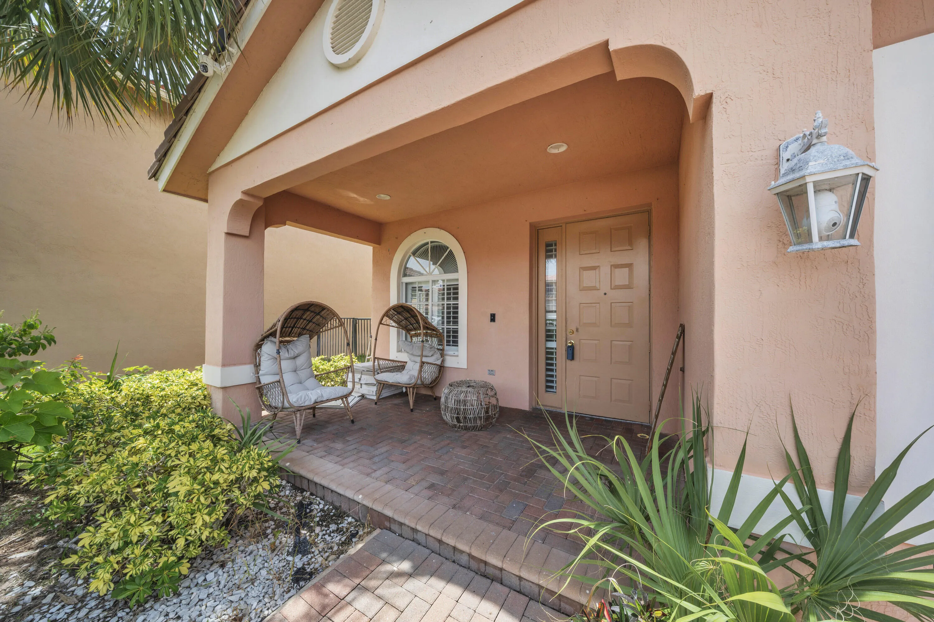 2 Porch (1)