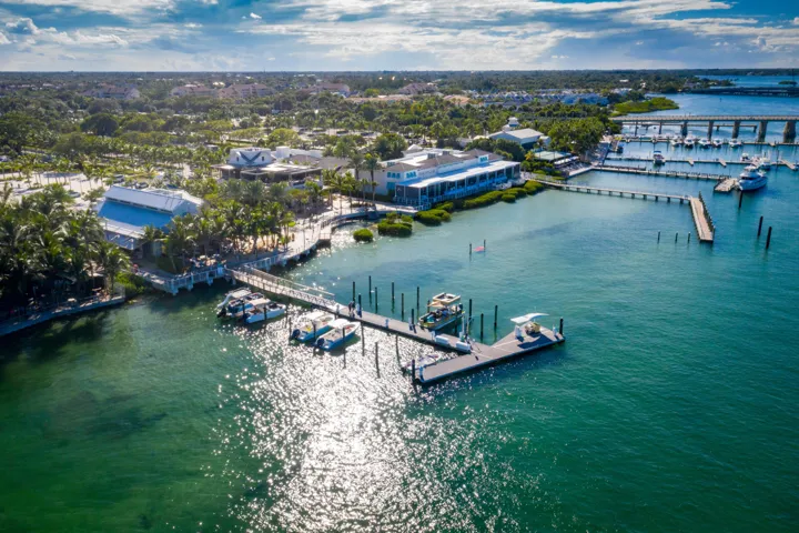 Waterfront Dining