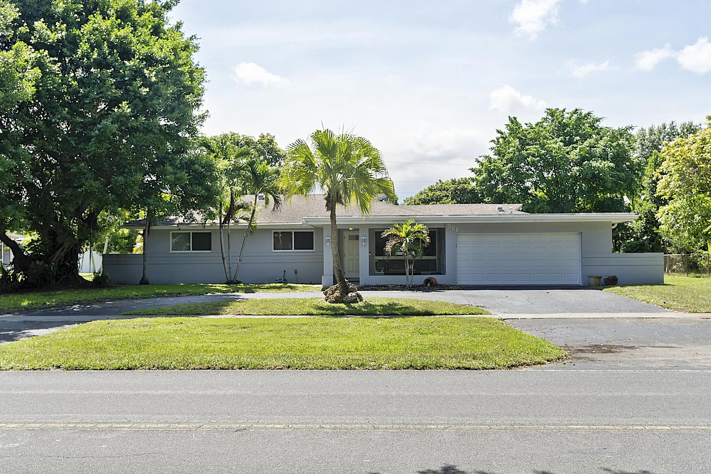 521 SW 59th st - - 011