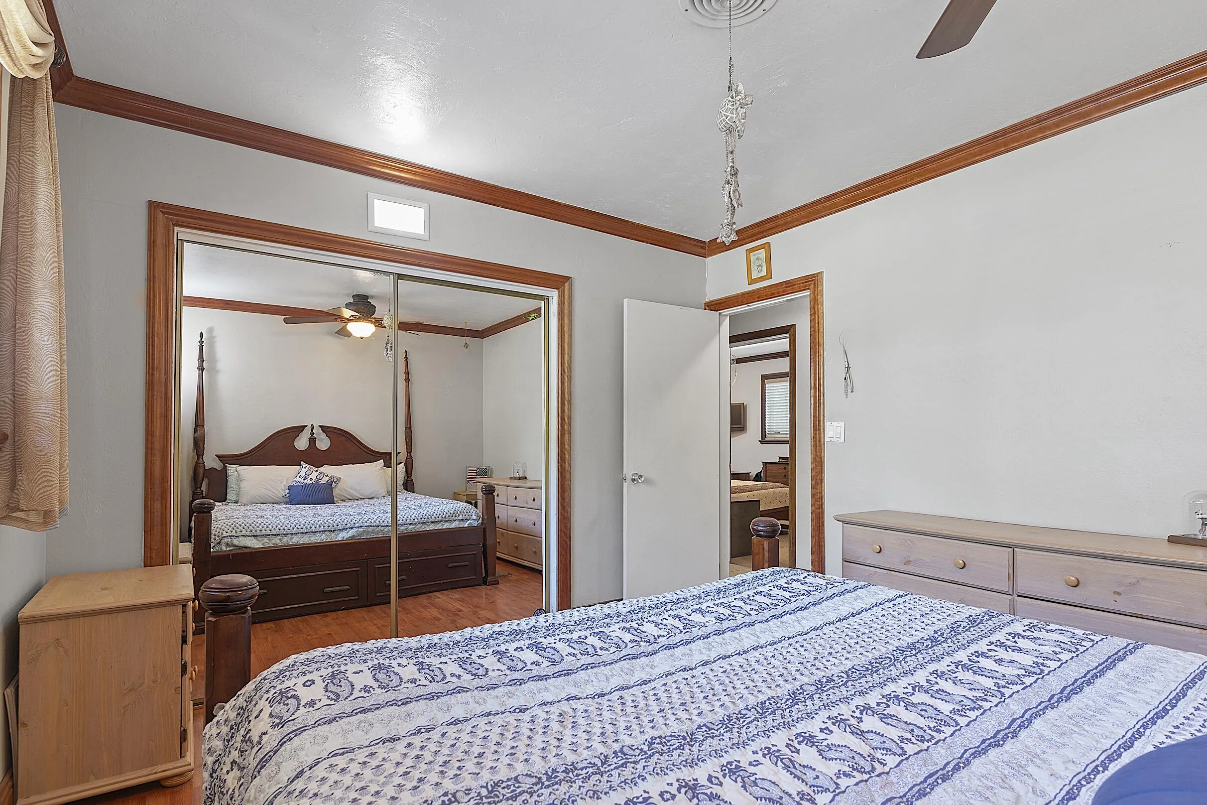 521 SW 59th st - - 038