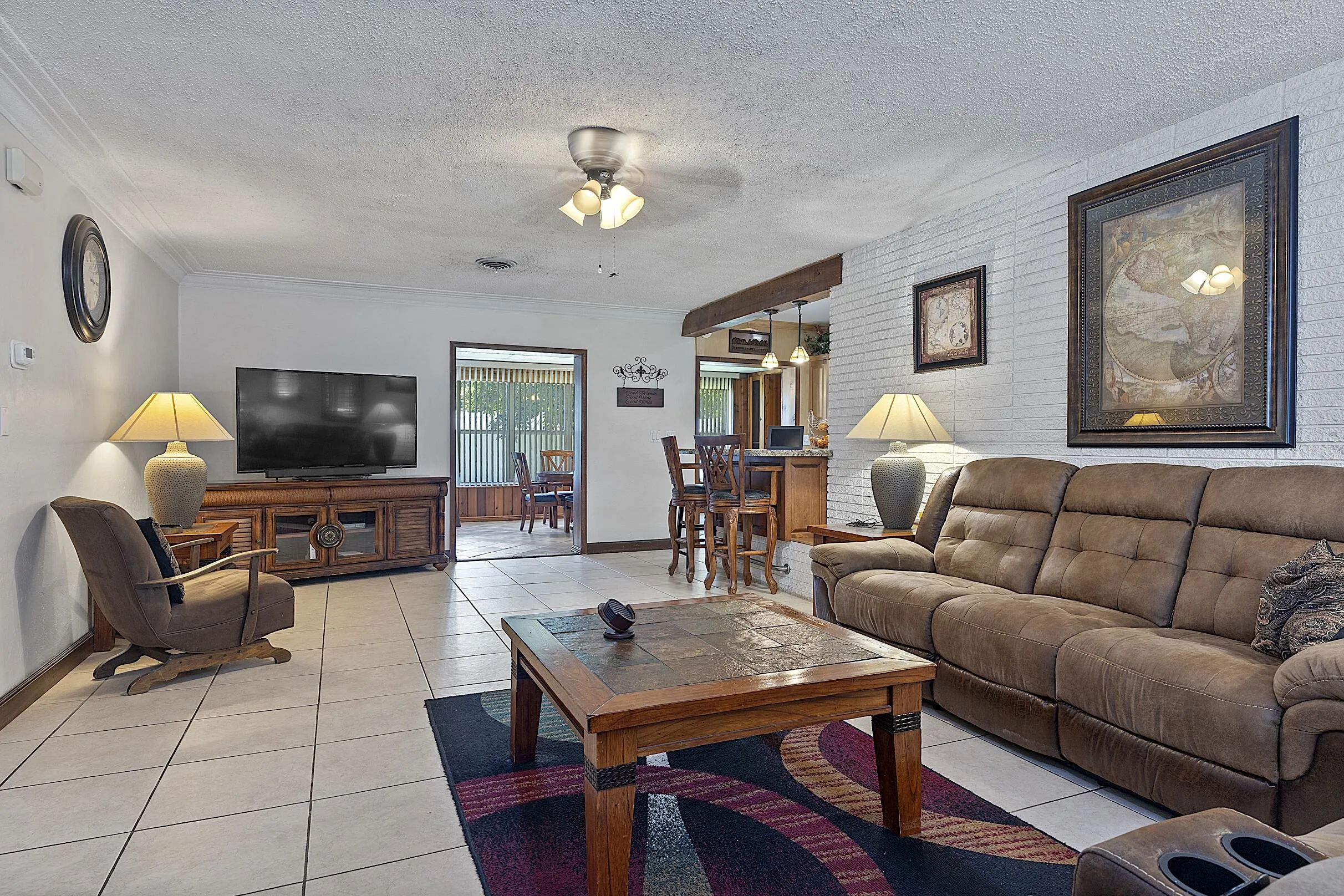 521 SW 59th st - - 014