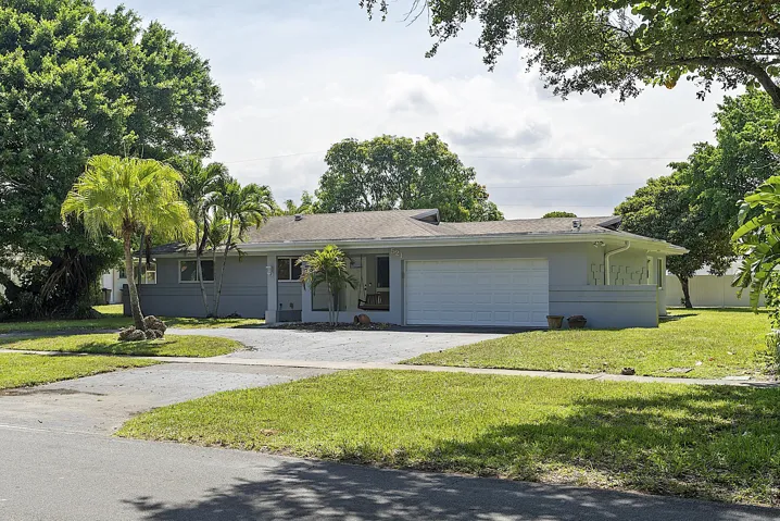521 SW 59th st - - 010