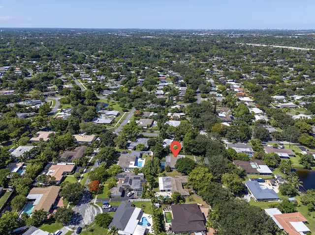 521 SW 59th st - - 003