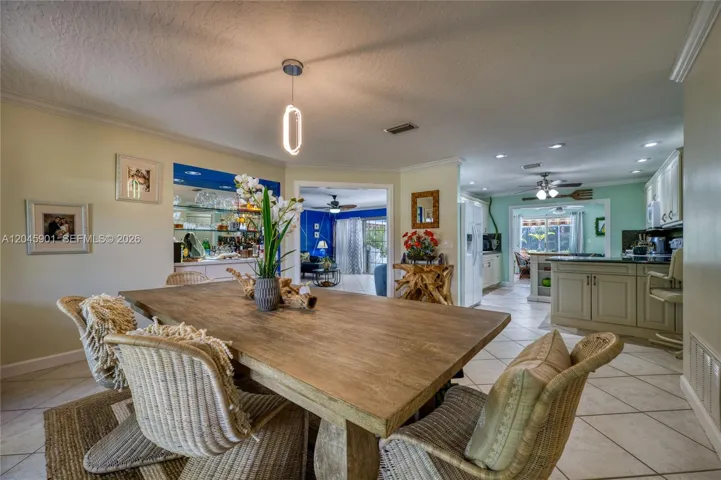 Formal Dining