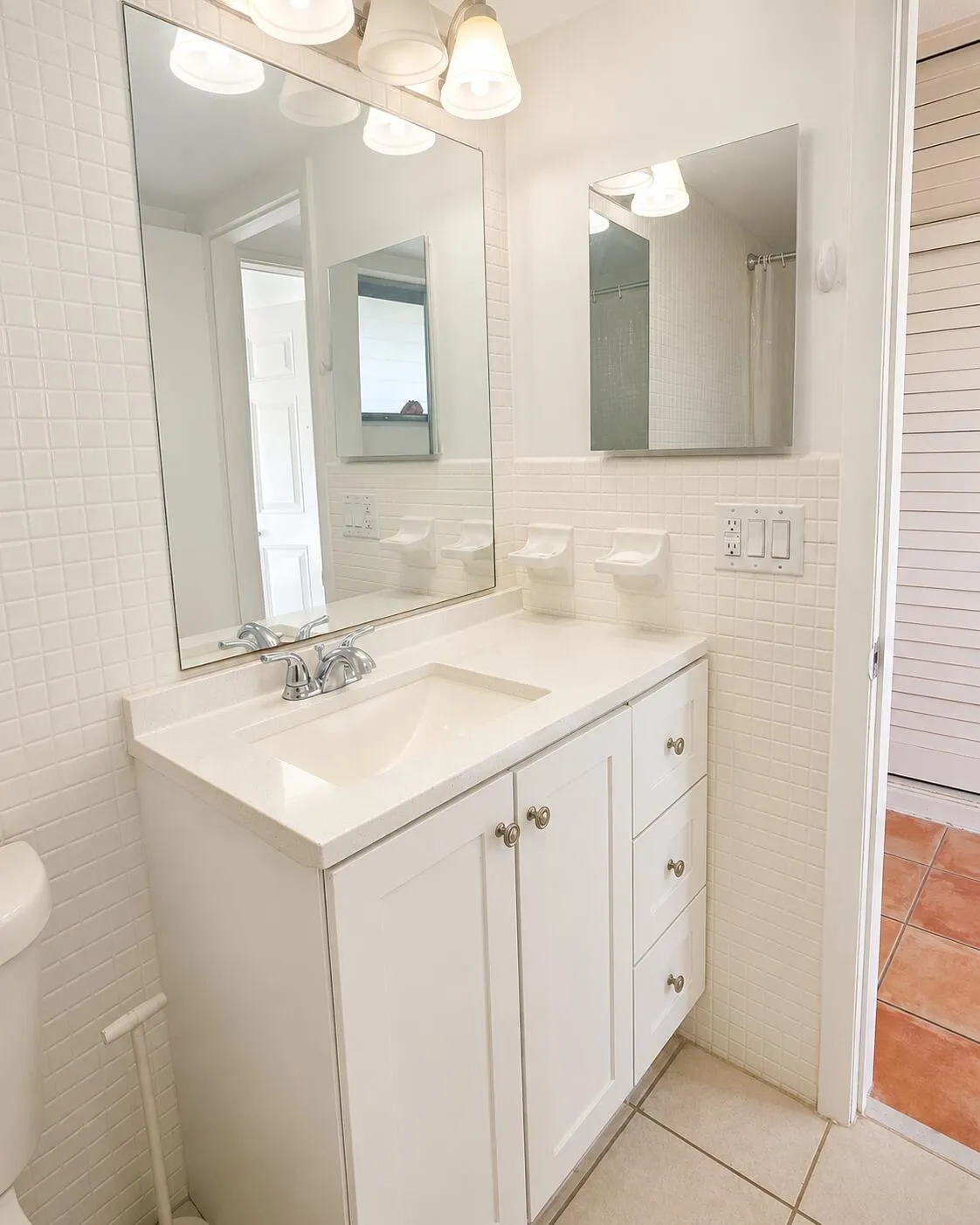 Bathroomriverhouse
