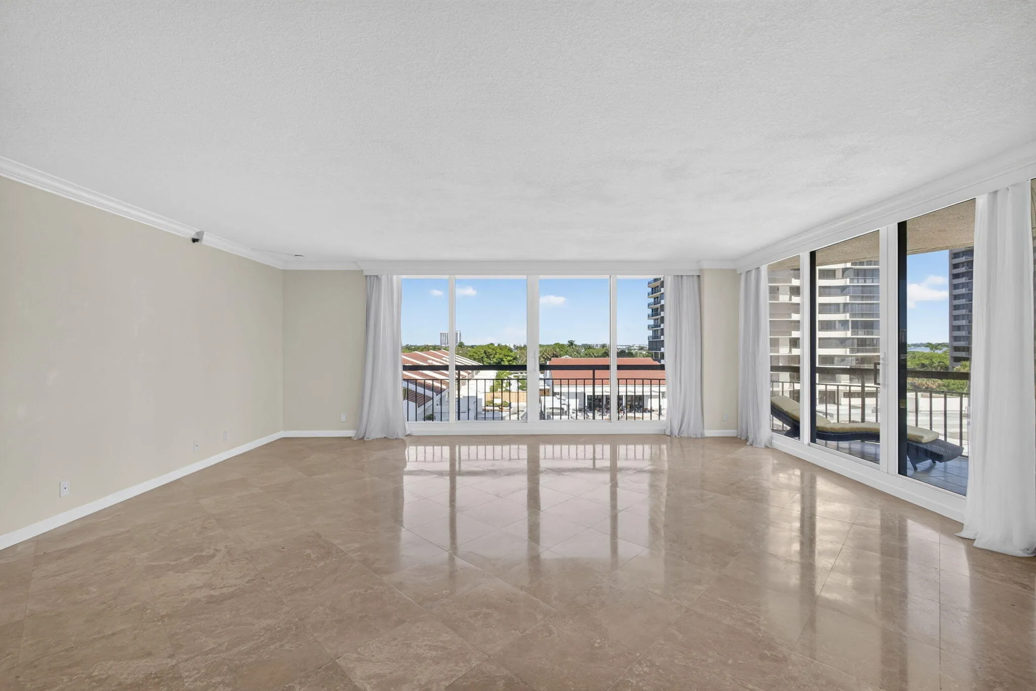 11-web-or-mls-5D1A5932
