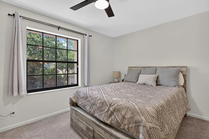 35-web-or-mls-5809-3516