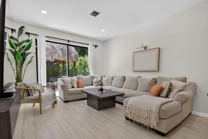 14-web-or-mls-5809-3403