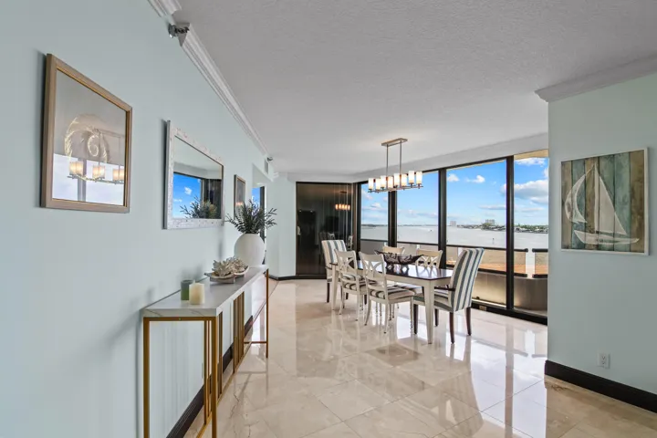 Dining Room 1