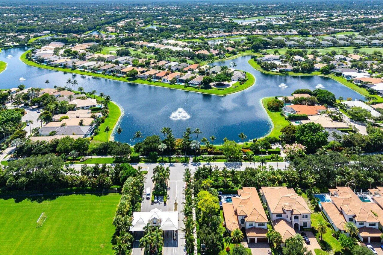 Panoramic Water Views