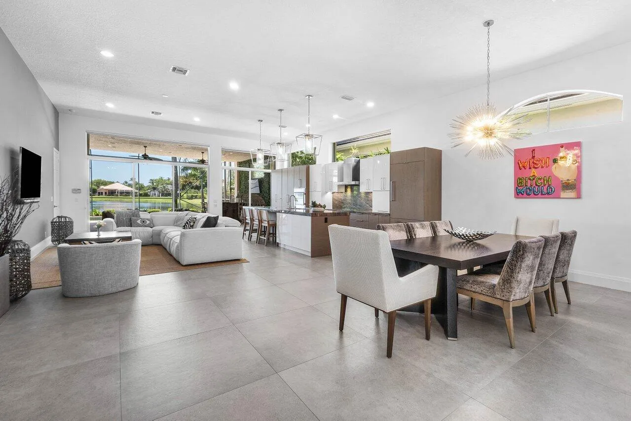Contemporary Open Floorplan