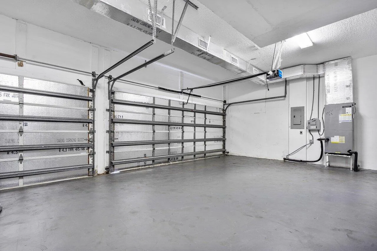 garage 1