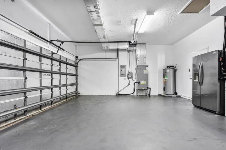 garage 2