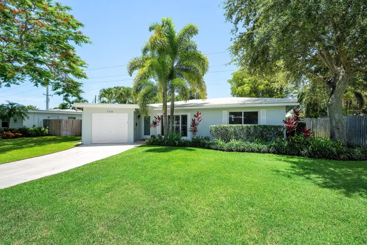 774 SW 7th Street
