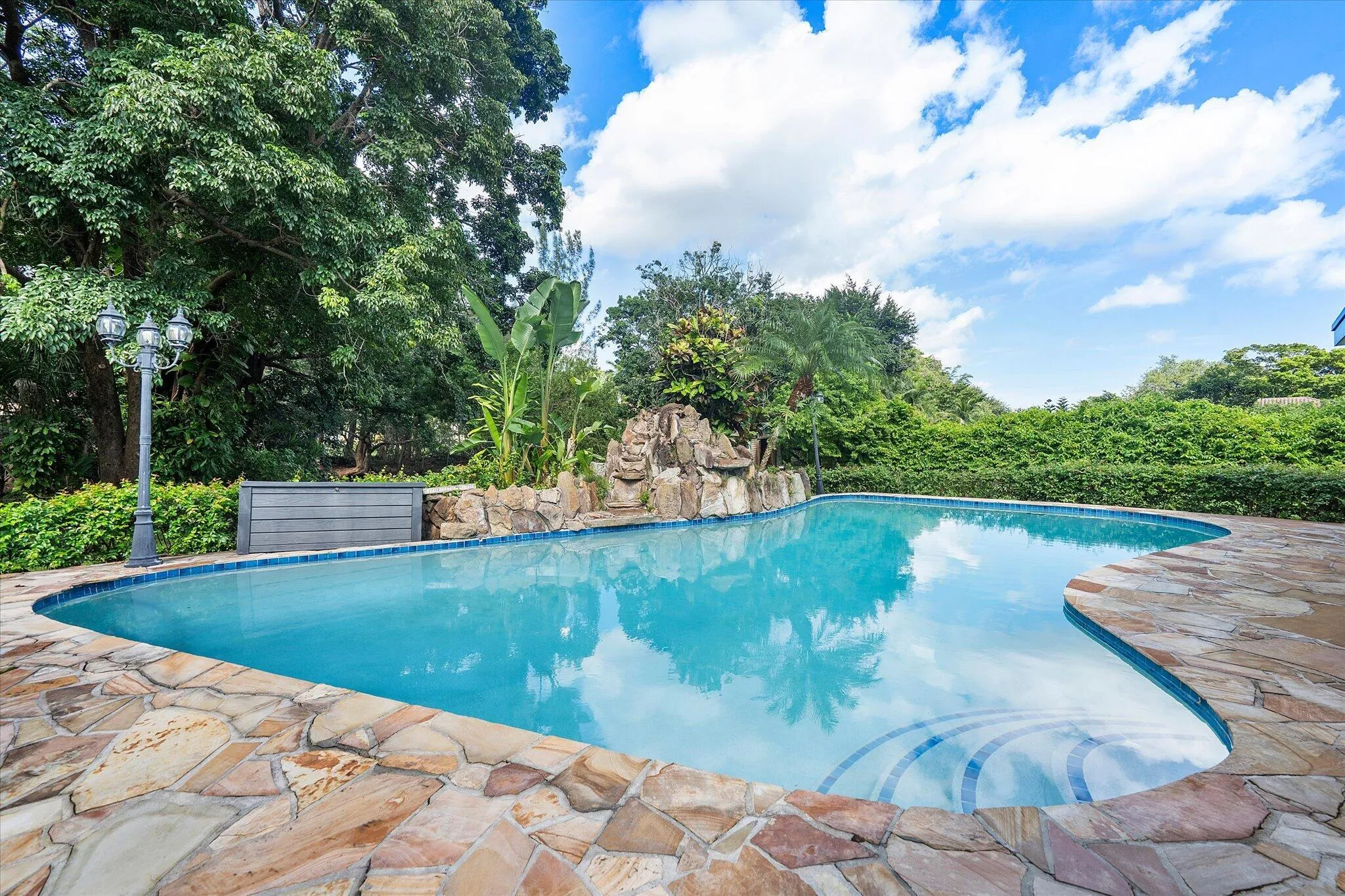 Property photo 34