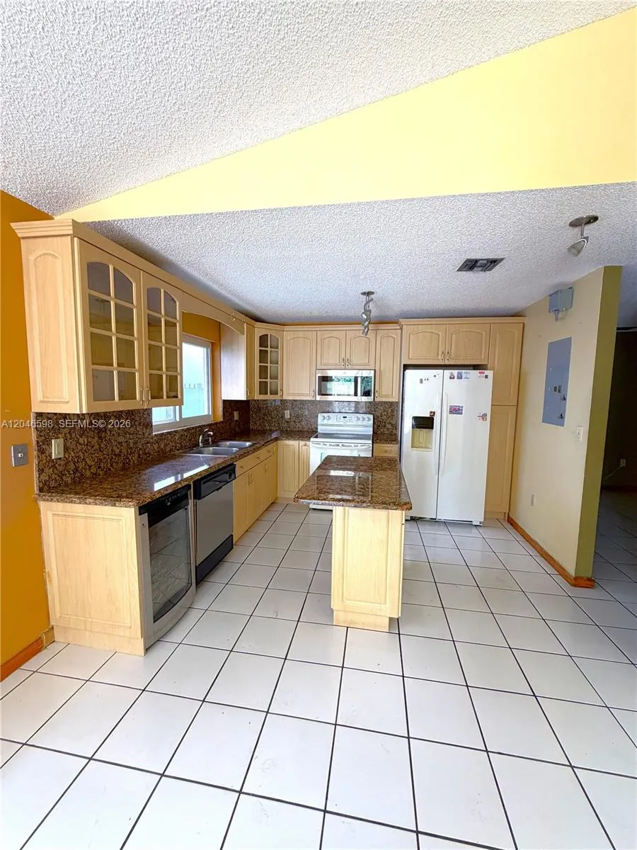 Property photo 39