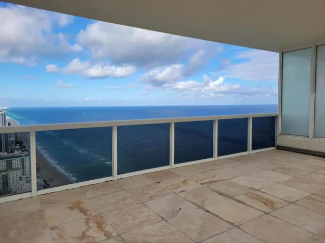 2nd Floor Balcony