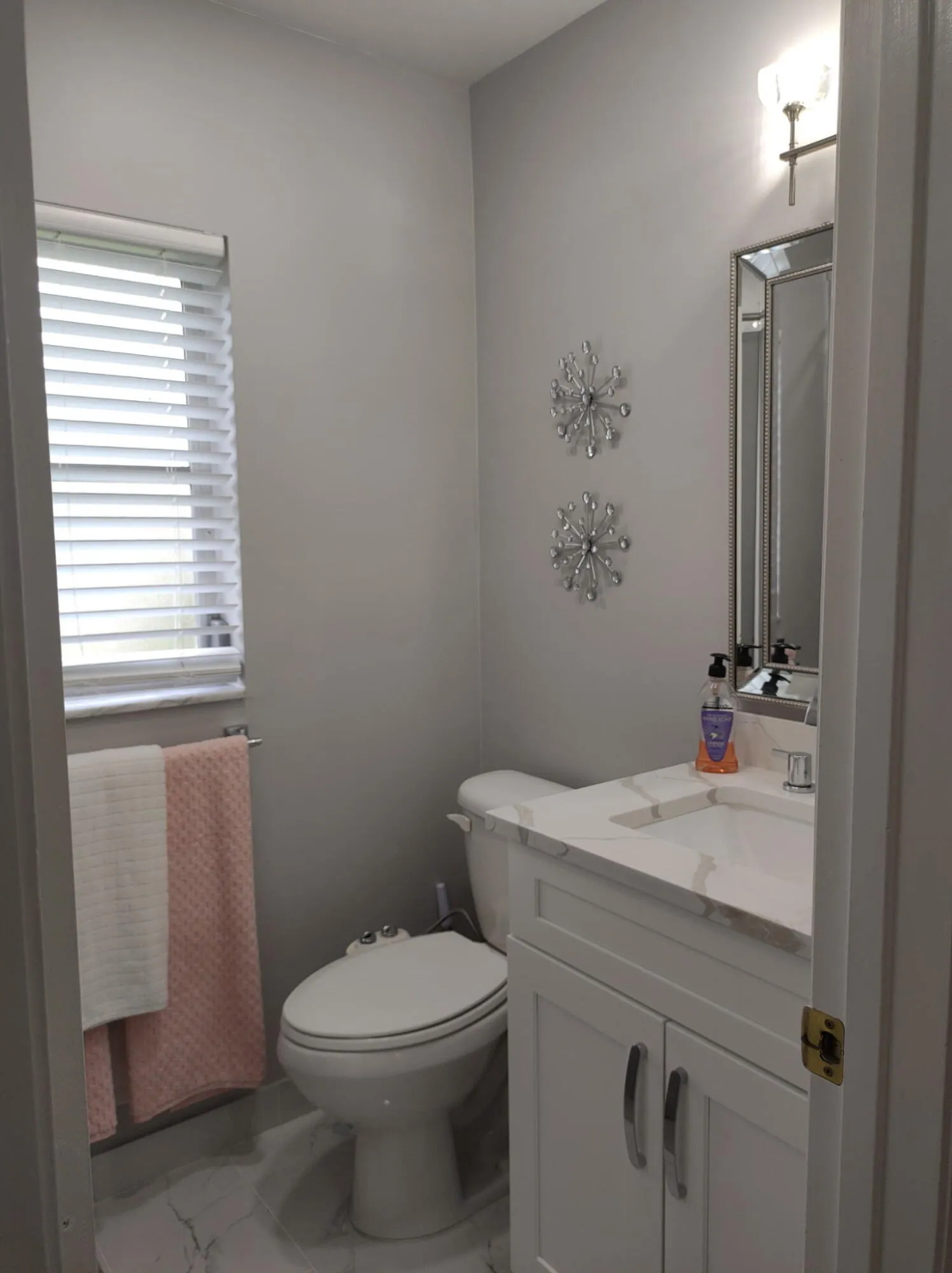 2nd Bathroom