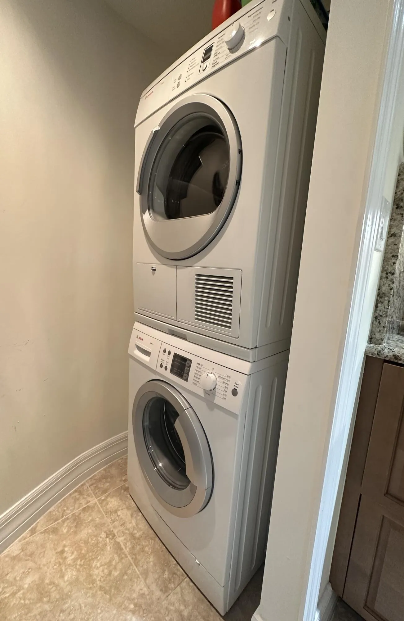 Washer/Dryer In Unit