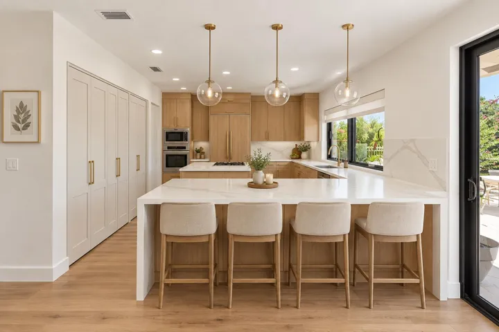 VIRTUALLY STAGED - Kitchen
