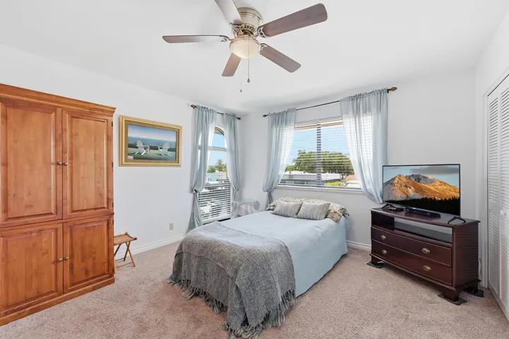 Second floor spacious guest bedroom 3 with en suite.