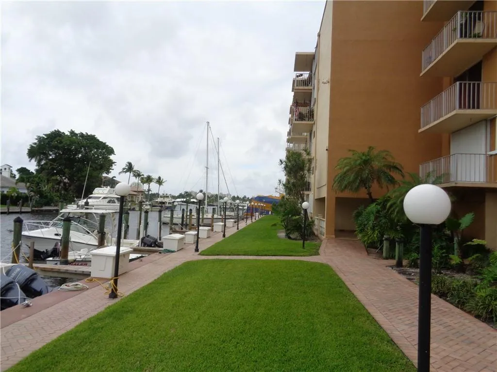 GROUNDS NEAR DOCK