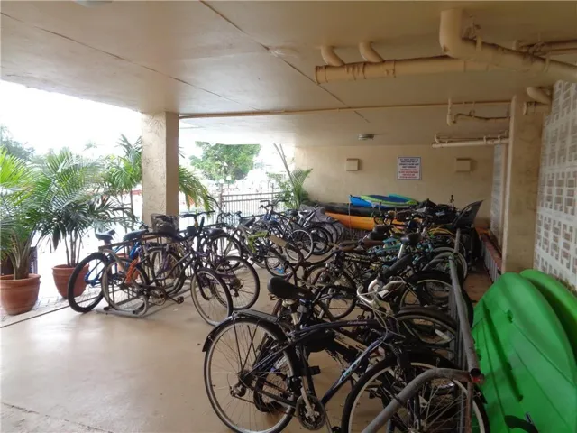 BIKE & KAYAK AREA