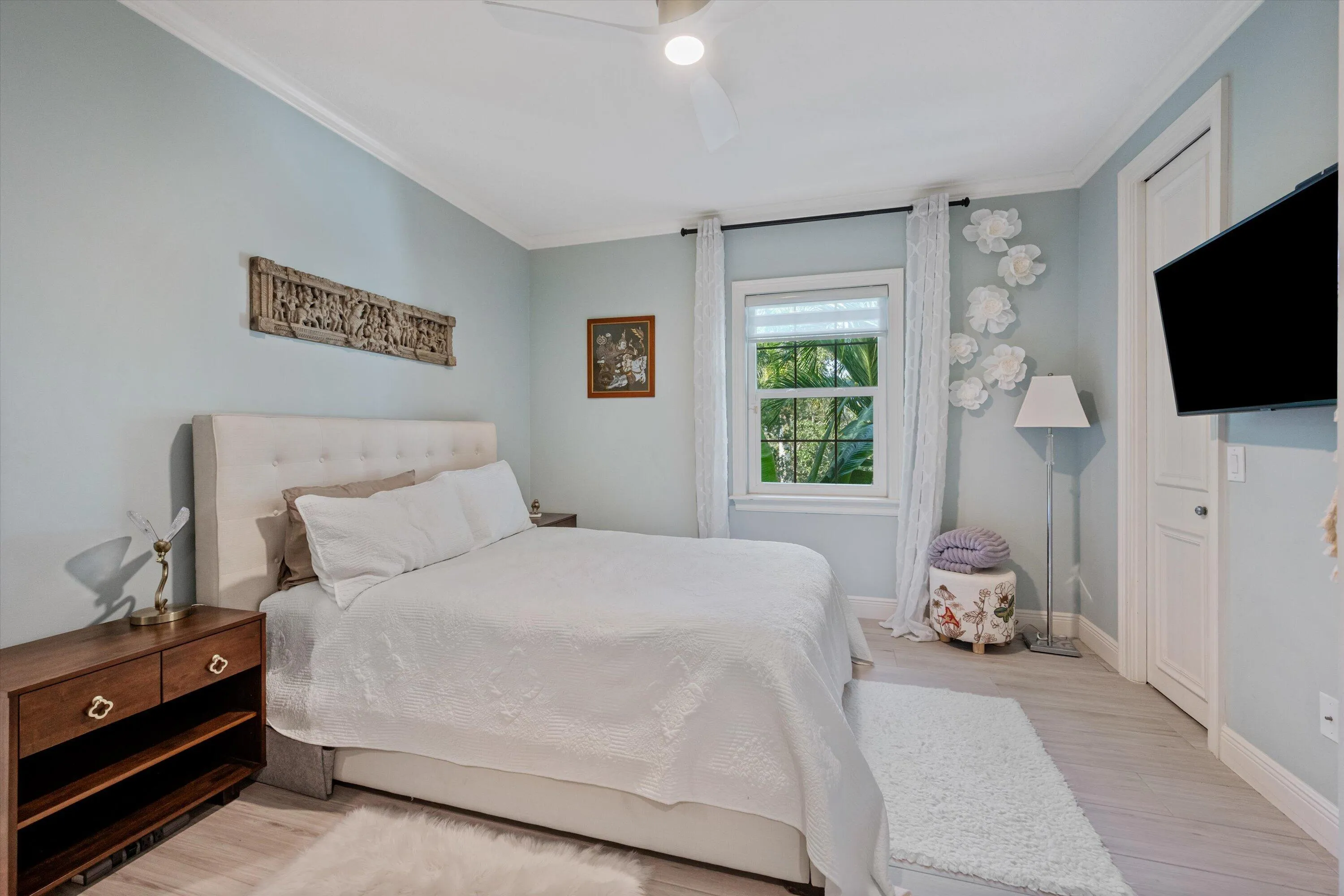Guest Bedroom 1