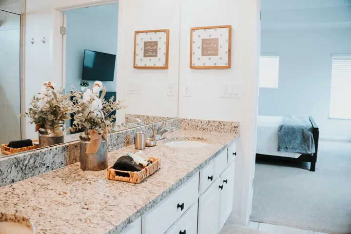Master bath 1 sec floor