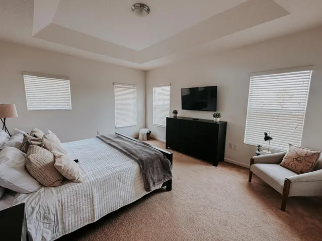 Master bed 1 sec floor