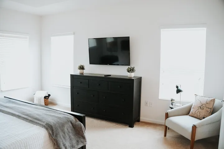 Master bed 1 sec floor