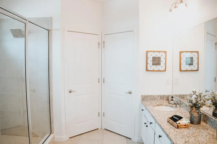 Master bath 1 sec floor