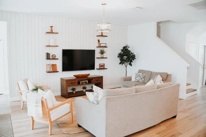Tv room