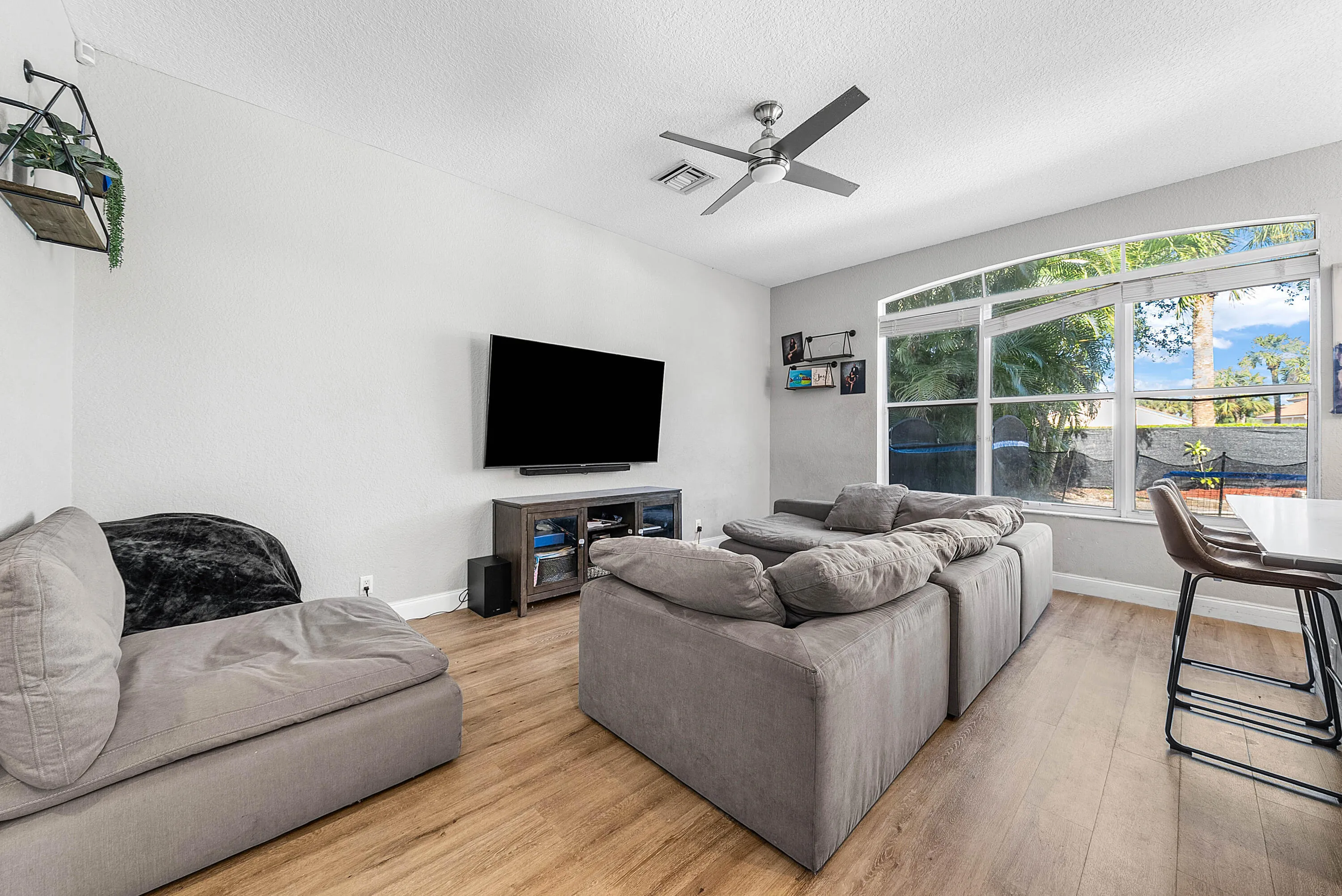 014-5041MassyDrive-LakeWorth-FL-33463-FU