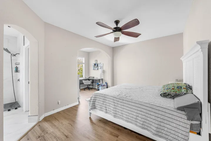 023-5041MassyDrive-LakeWorth-FL-33463-FU