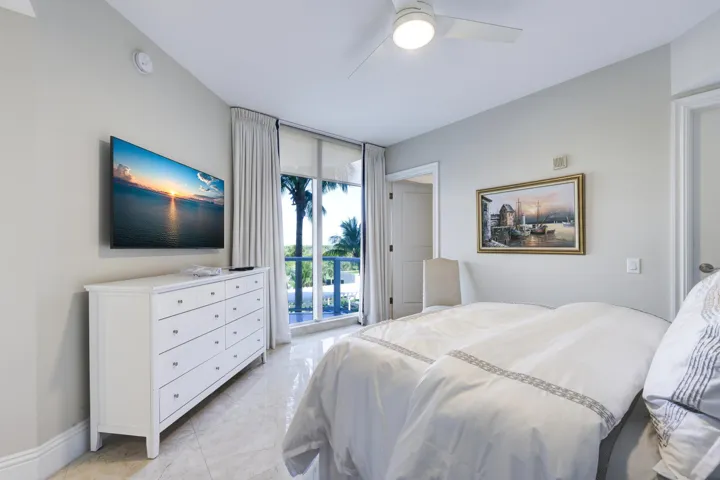 2700 N Ocean Drive Apt 306b-print-009-03