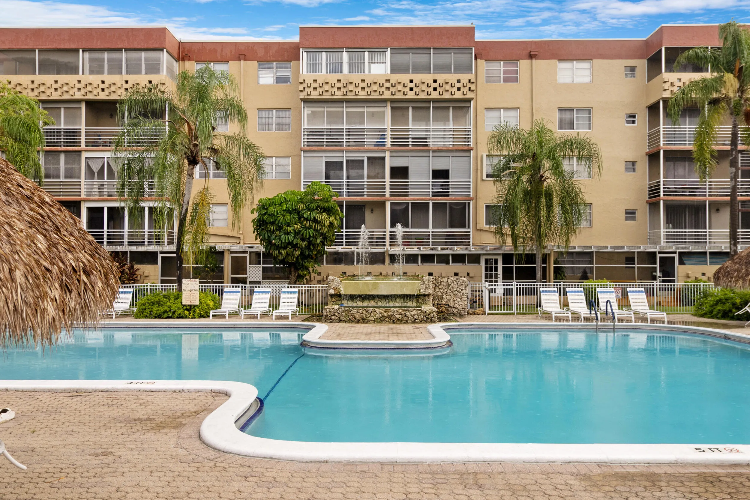 32_accutour_408-nw-68th-ave-apt-405 -023