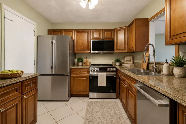 Kitchen Staged