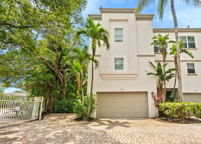 Corner Unit Townhouse Downtown Fort Lauderdale