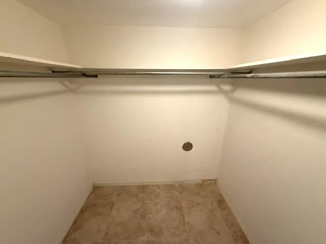 10040 Meridian Way #102 (Closet1)