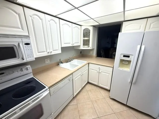 10040 Meridian Way #102 (Kitchen1)
