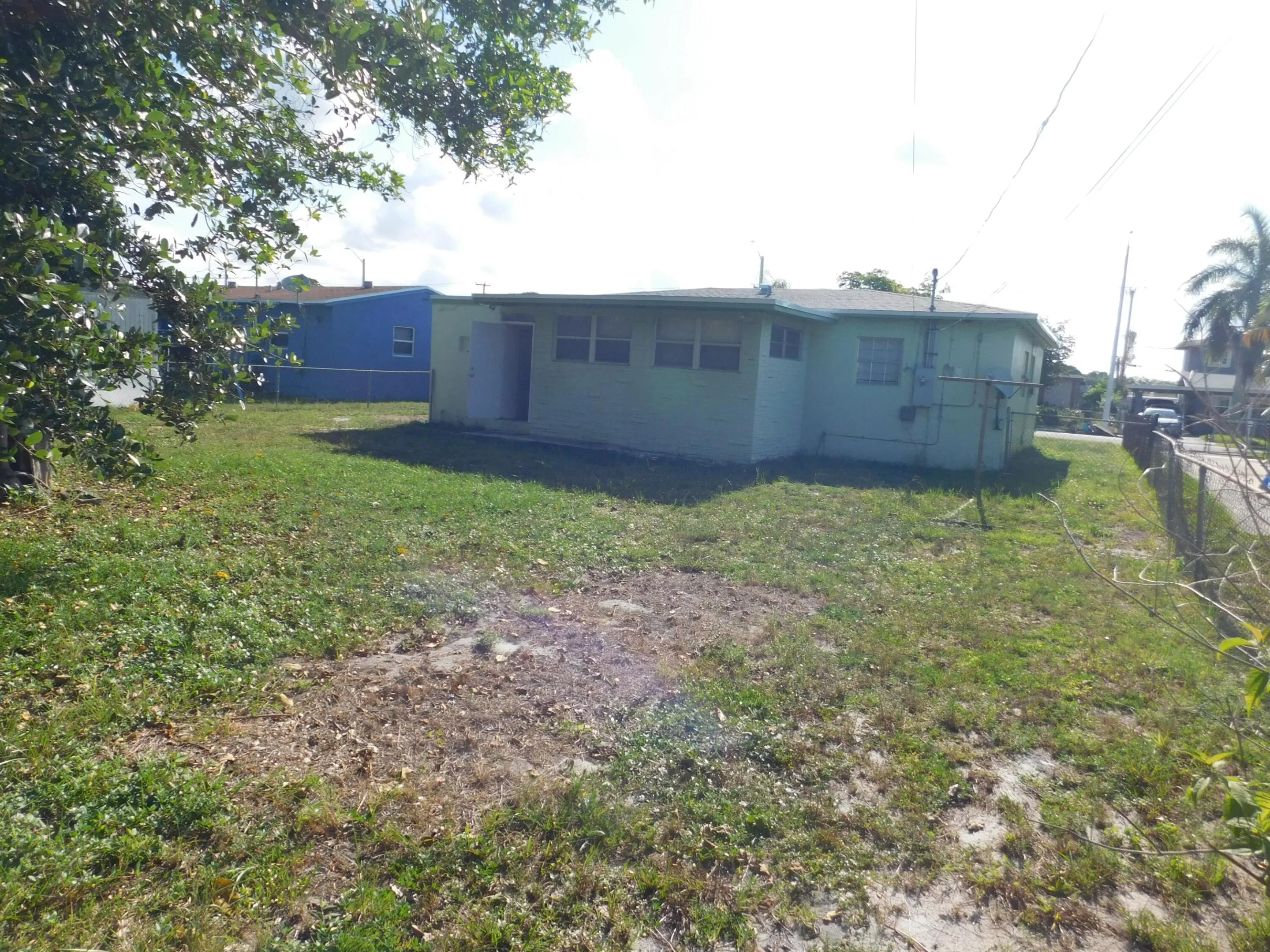 435 NW 40th AVE FORT LAUD. - BACKYARD2
