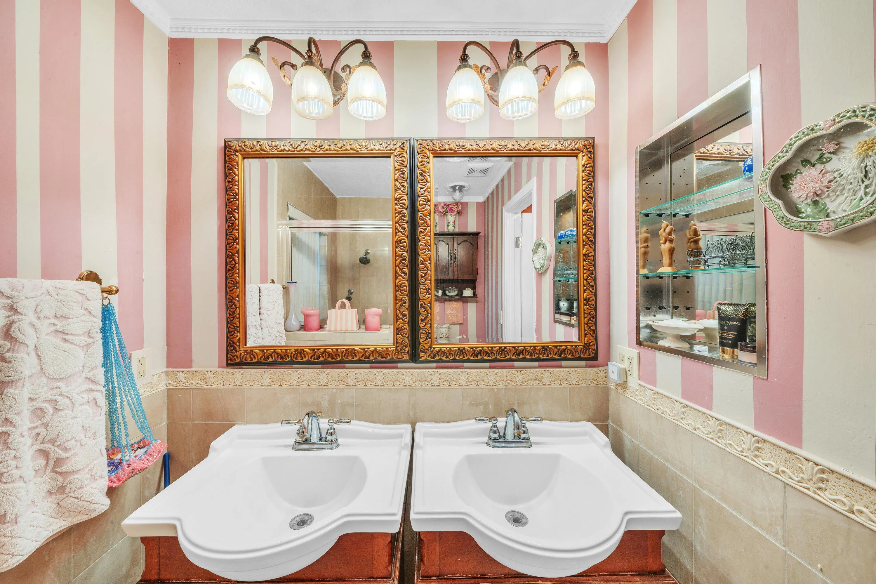 13 Primary Bathroom (2)